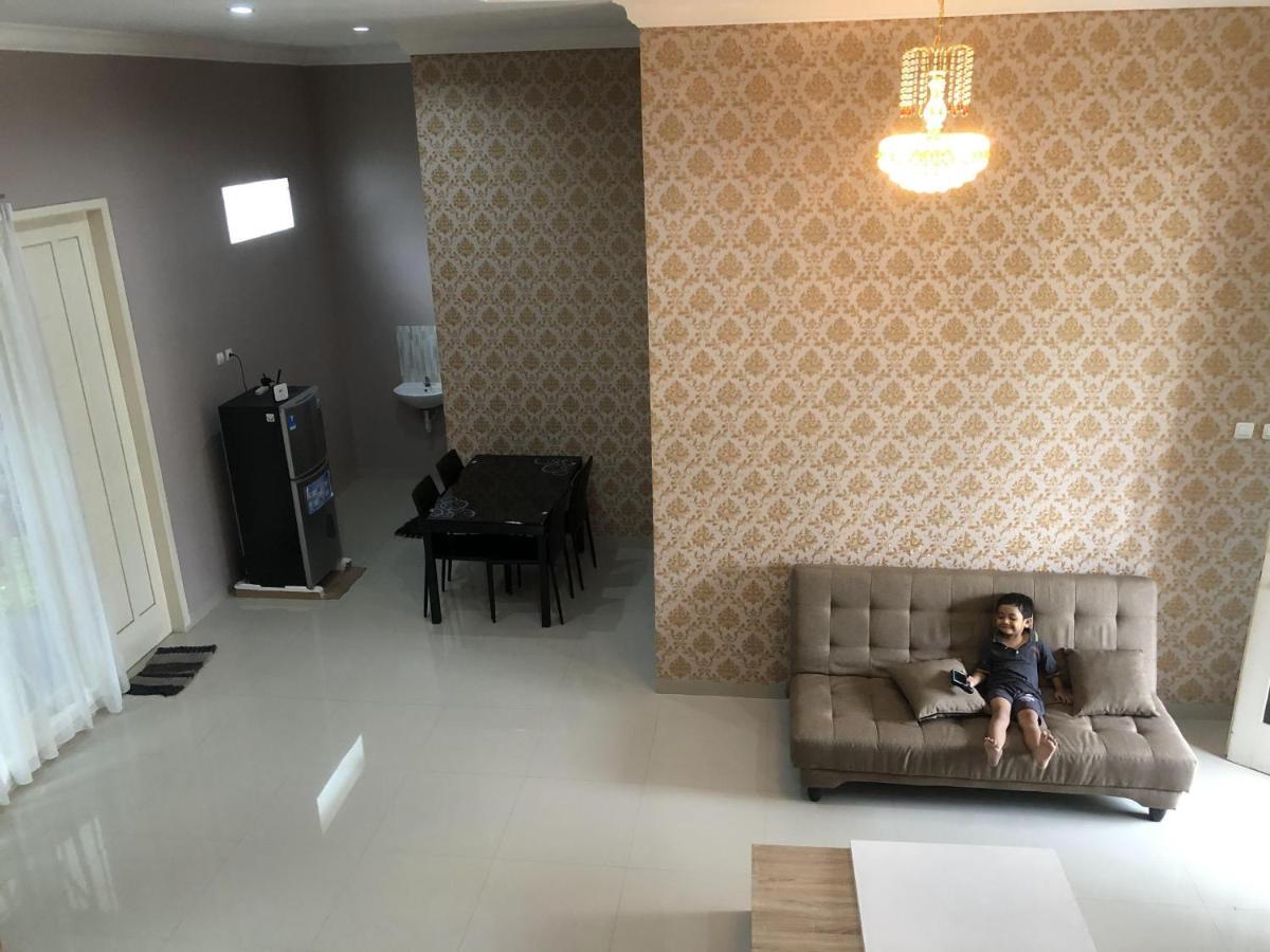 Villa Kusuma Hill A8 Batu  Exterior foto