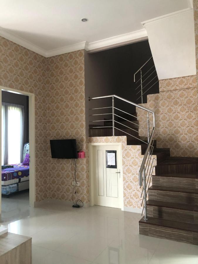 Villa Kusuma Hill A8 Batu  Exterior foto